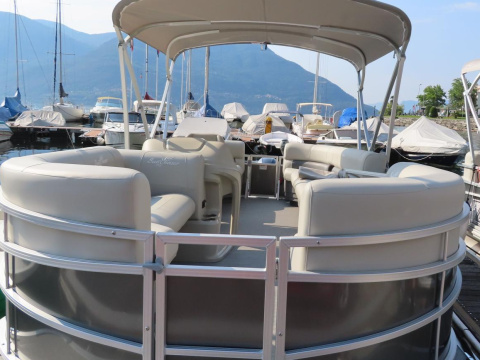 Smoker Craft Sunchaser Vista 7520