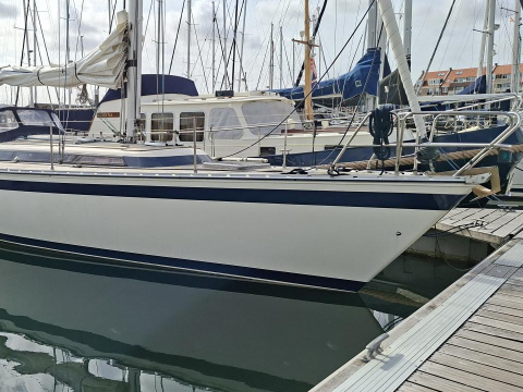 Friendship 35