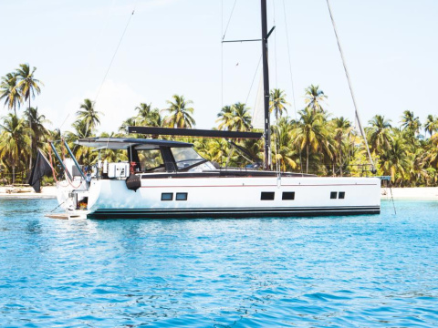 Hanse 548