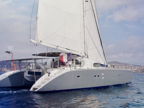 Lagoon 570