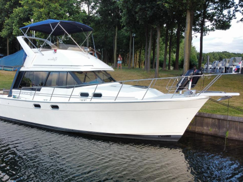 Bayliner 3288