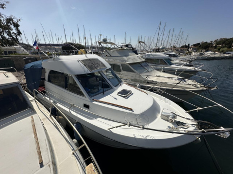 Beneteau Antares 9
