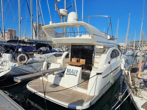Azimut 46