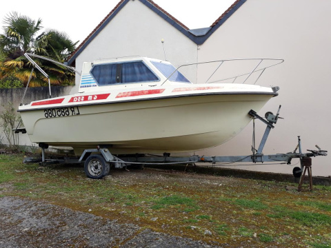 GUY MARINE GM 550
