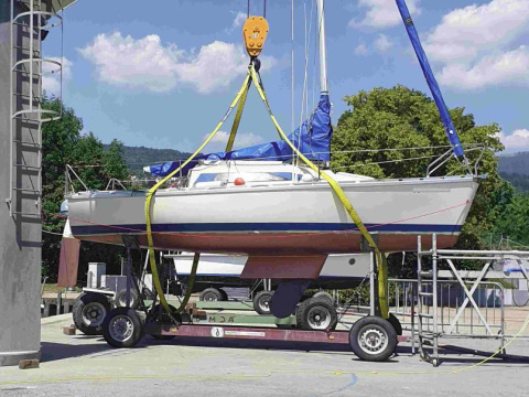 Bavaria 606