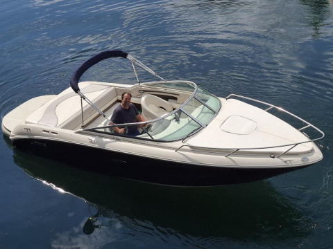 Sea Ray 220 Sun Sport