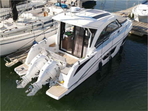 Beneteau Antares 9 OB