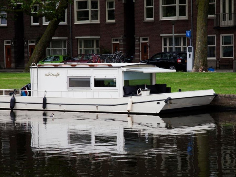 Leuke Houseboat