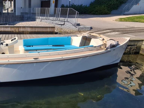 JR Yachts Classic 7 Electric
