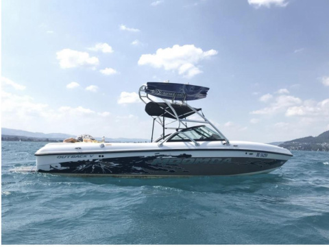 Moomba Outback V