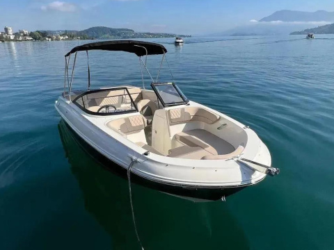 Bayliner VR4