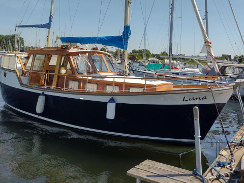 Siltala Nauticat 33