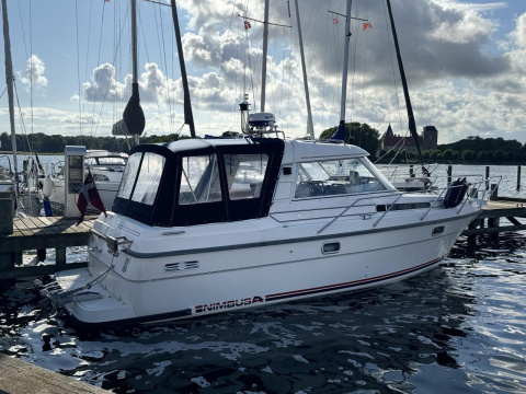 Nimbus 28 DC Hardtop