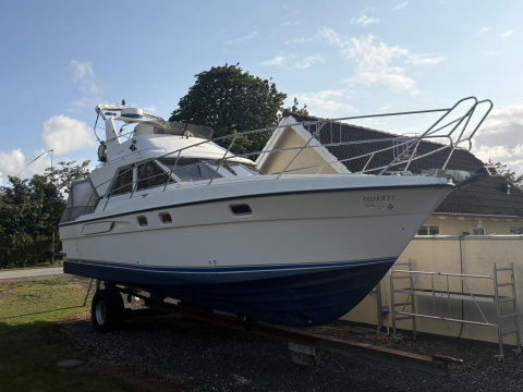 Fairline 31 Corniche