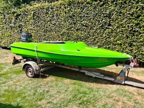 Speedboat Callista