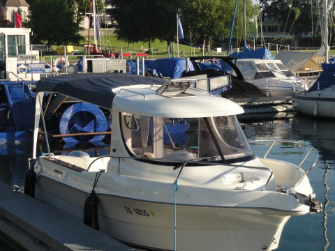 Quicksilver Pilothouse 640