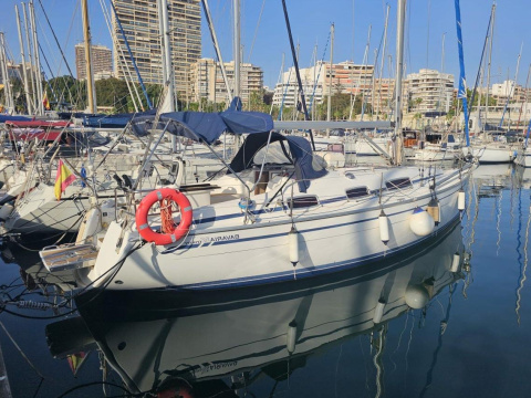 Bavaria Cruiser 35