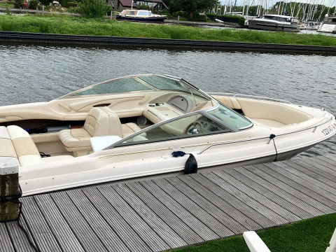 Sea Ray 230 Select Bowrider