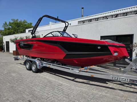 Heyday WT Surf - 6.2L - 370HP - 90hours