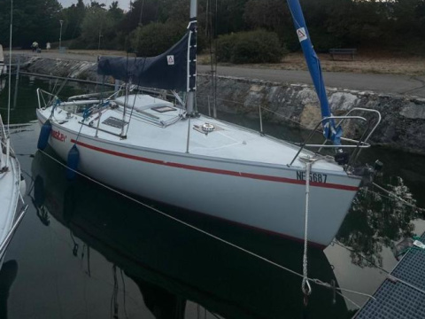 Beneteau First Class 8