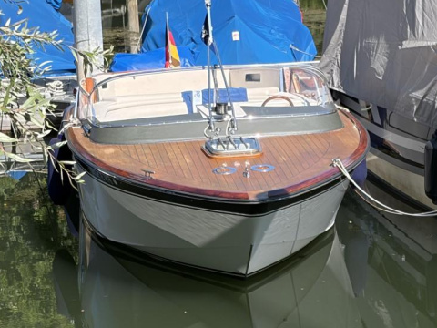 Boesch Mediterranée 720