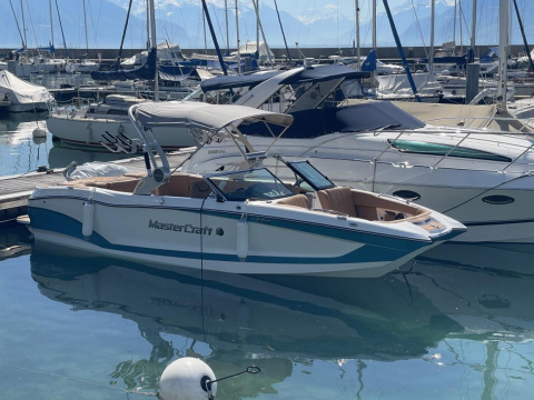 MasterCraft X24 | 2019 | 380 h | DockStar & Salt Wat