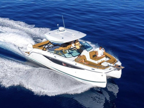 Jeanneau TH33