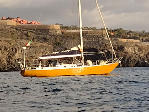 Sloop One off