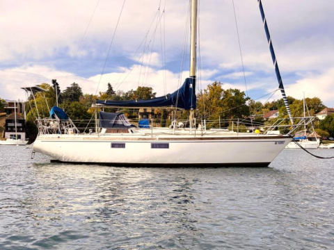 Dufour 35