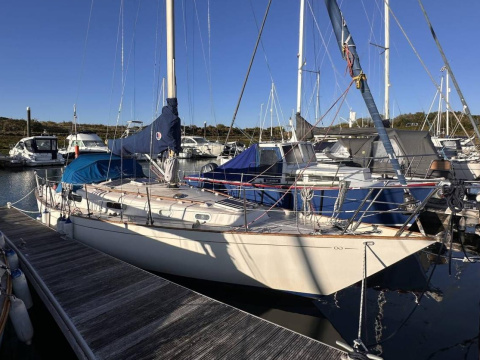 Contessa 32