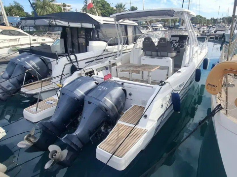 Jeanneau Cap Camarat 9.0 WA