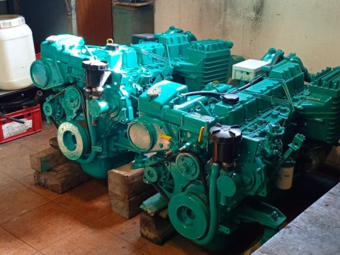 Volvo Penta AD41B 200hp