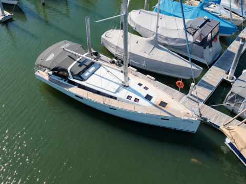 Beneteau Sense 50