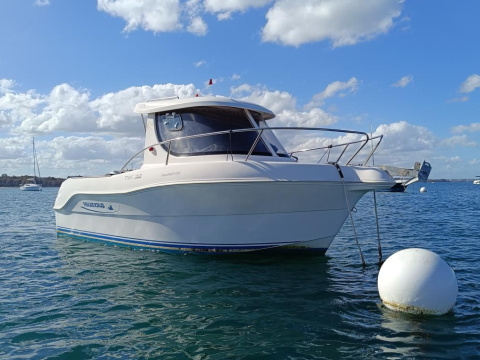 Quicksilver Pilothouse 580