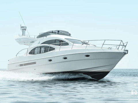 Azimut 42 Fly