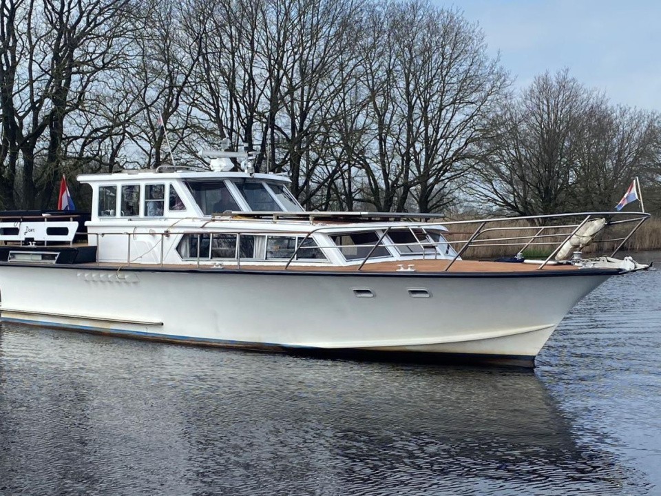 1973-butzfleth-48-pilothouse-59-000-eur