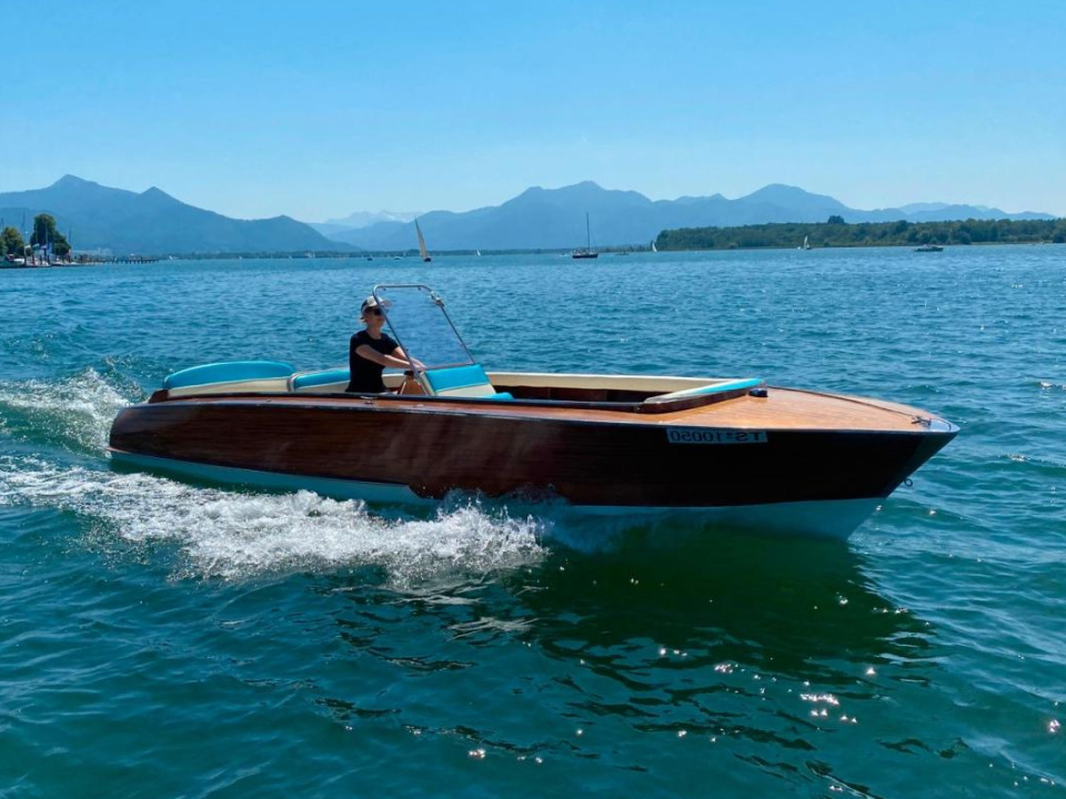 Elektroboot kaufen bei Boat24: Entdecken Sie eine große Auswahl an ...