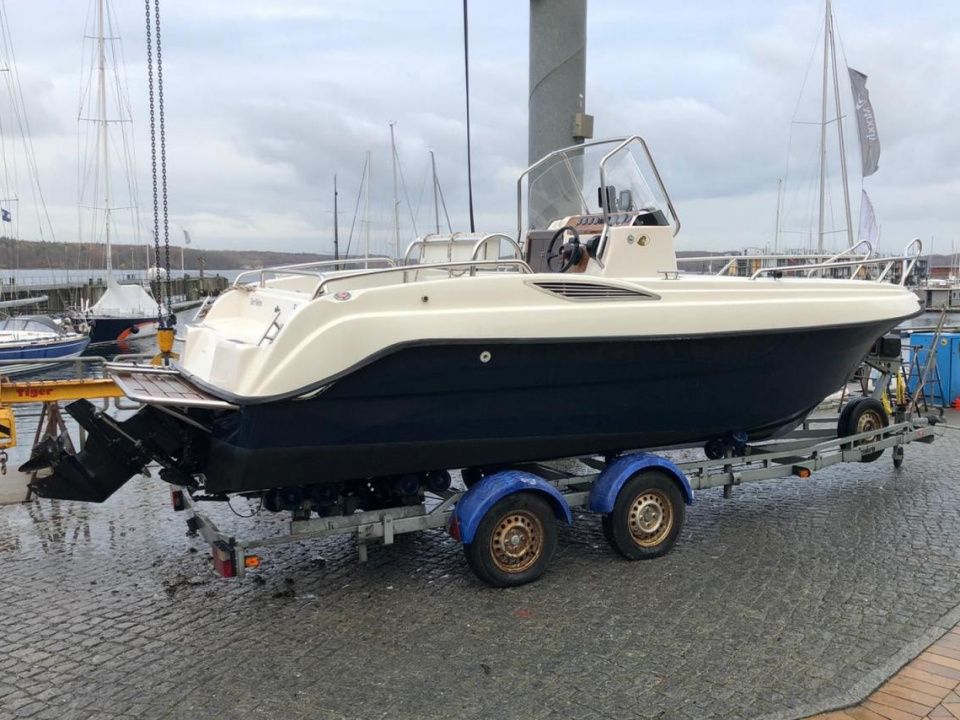 2006 Uttern 6402, EUR 12.000,-