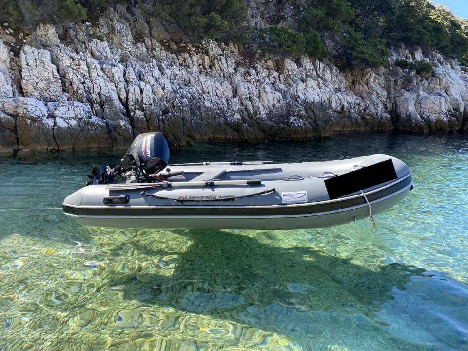 2022 Quicksilver Alu RIB 320, EUR 2.499,-