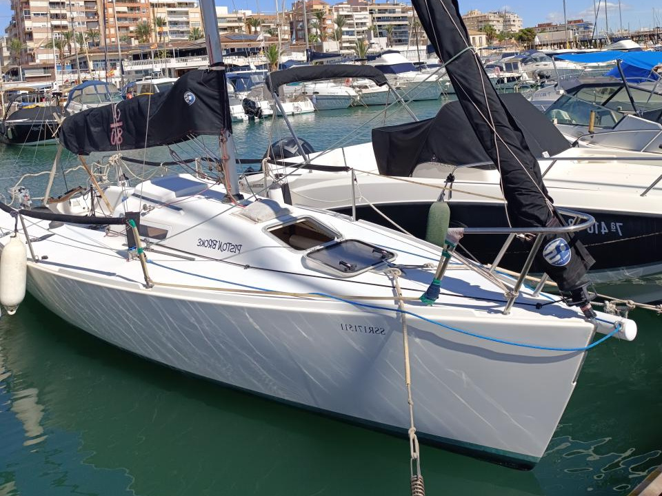 J 80 Boats for Sale