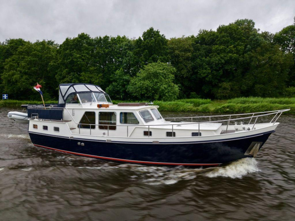 Smits Jachtmakelaardij, Nederland